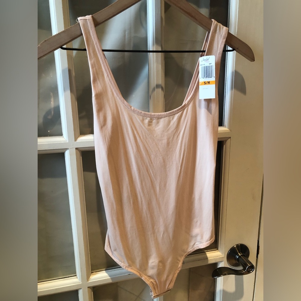 Jezebel’s Women’s sleeveless nude bodysuit in S/M